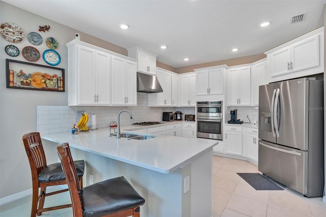 2722 SURF TOP ROAD, Clermont, FL 34711