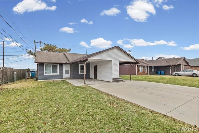 24 Eastgate Drive, Granite City, IL 62040