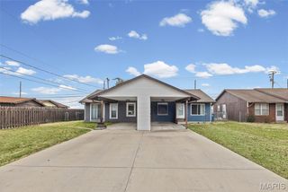 24 Eastgate Drive, Granite City, IL 62040