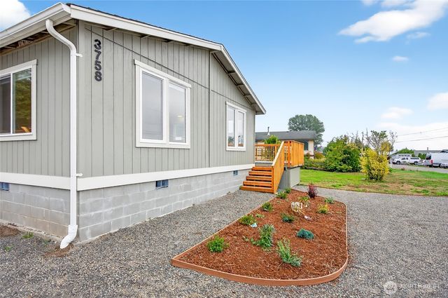3758 Sinclair Drive, Ferndale, WA 98248