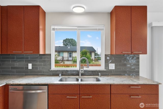 3758 Sinclair Drive, Ferndale, WA 98248