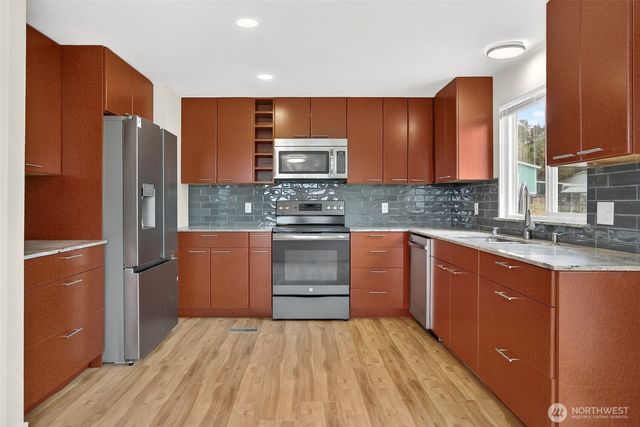 3758 Sinclair Drive, Ferndale, WA 98248