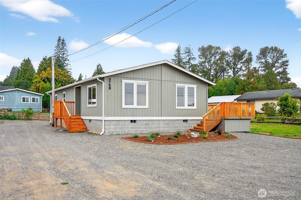 3758 Sinclair Drive, Ferndale, WA 98248