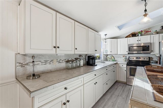 1205 CALVARY ROAD, Holiday, FL 34691