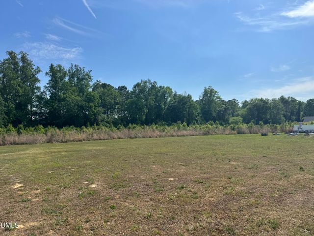 72 Betty Ann Street, Dunn, NC 28334