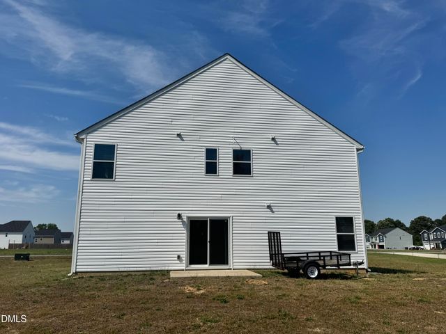 72 Betty Ann Street, Dunn, NC 28334