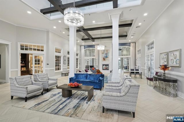 4 Slate Court, Woodland Park, NJ 07424