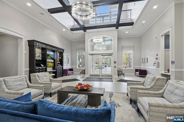 4 Slate Court, Woodland Park, NJ 07424