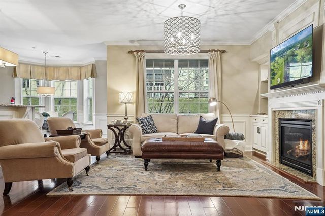 4 Slate Court, Woodland Park, NJ 07424