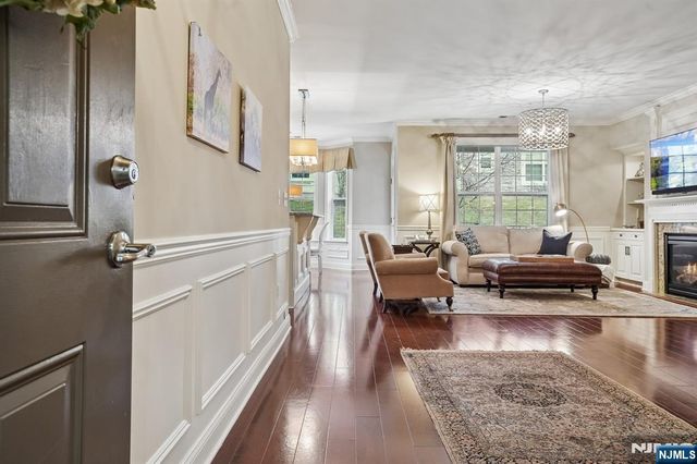 4 Slate Court, Woodland Park, NJ 07424