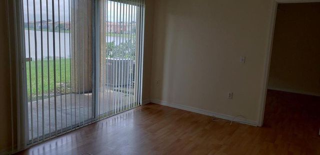 4190 San Marino Boulevard 106, West Palm Beach, FL 33409