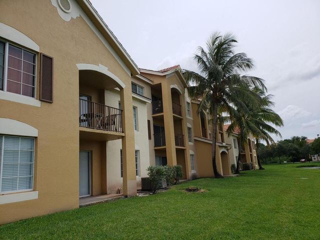 4190 San Marino Boulevard 106, West Palm Beach, FL 33409