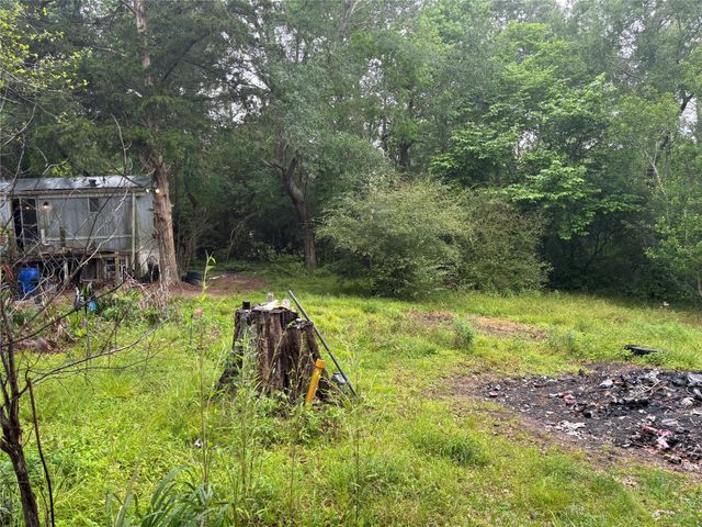 479 County Road 450, Dayton, TX 77535