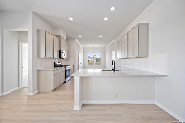 1538 Vista View Drive, Pleasanton, TX 78064