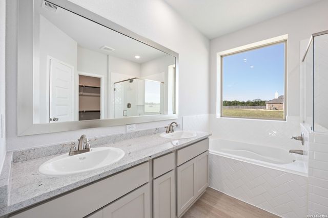 1538 Vista View Drive, Pleasanton, TX 78064