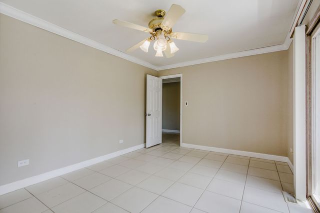 855 Drummore Lane, Frankfort, IL 60423