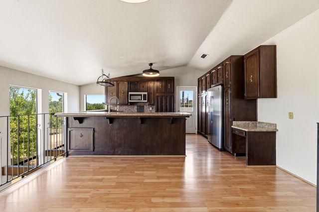 8501 Northland Rd, Manteca, CA 95336