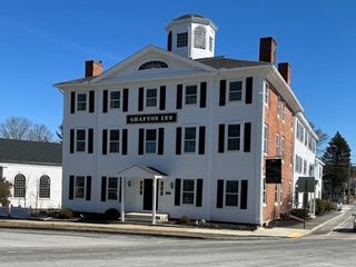 25 Grafton Cmn, Grafton, MA 01519