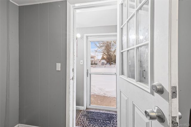 136 N Delaware Avenue, Lindenhurst, NY 11757