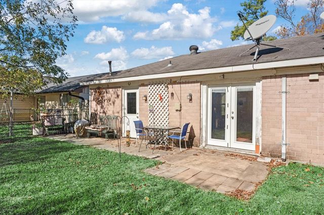 3706 Pear Meadow Lane, Houston, TX 77039