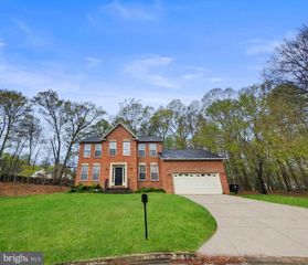 9106 HELMSLEY DR, Clinton, MD 20735