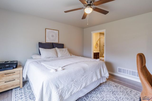 515 AARON CT, Rapid City, SD 57703