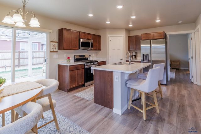 515 AARON CT, Rapid City, SD 57703