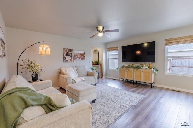 515 AARON CT, Rapid City, SD 57703