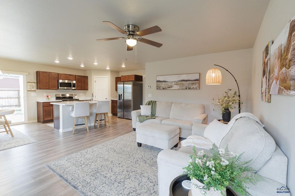 515 AARON CT, Rapid City, SD 57703