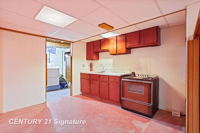 3690 N River Road, Thomas Twp, MI 48623