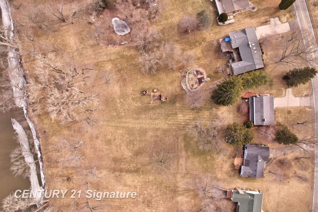 3690 N River Road, Thomas Twp, MI 48623