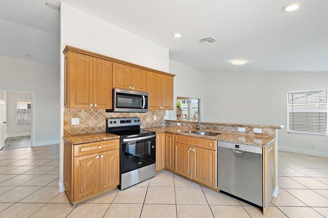 6189 Adams Street, Jupiter, FL 33458