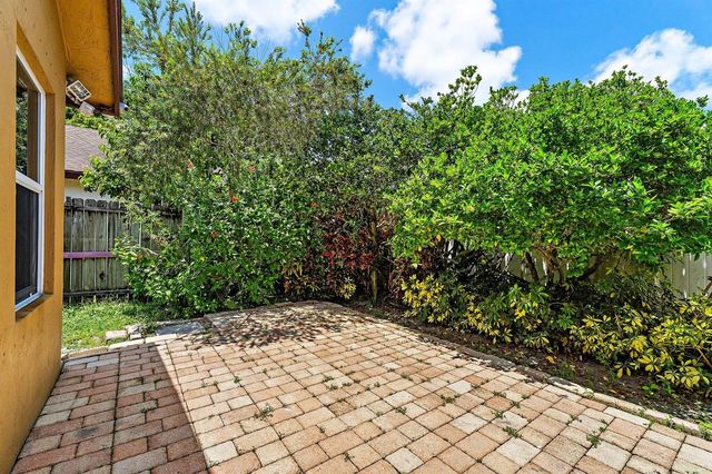 6189 Adams Street, Jupiter, FL 33458