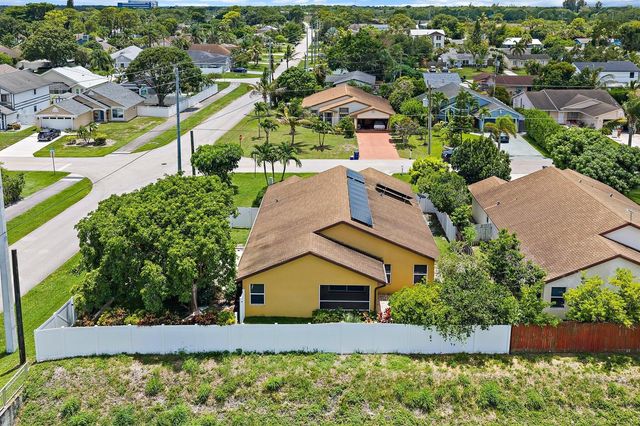 6189 Adams Street, Jupiter, FL 33458