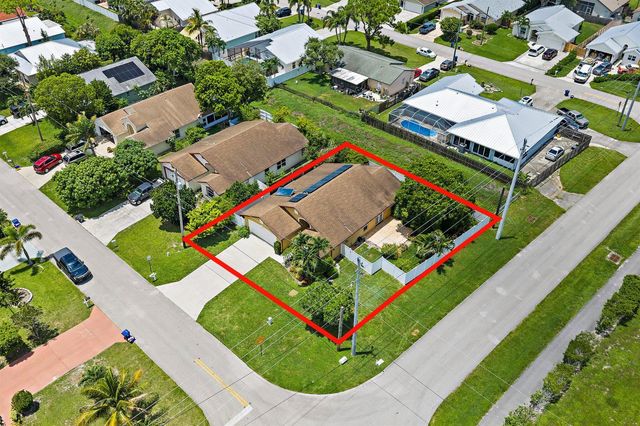 6189 Adams Street, Jupiter, FL 33458