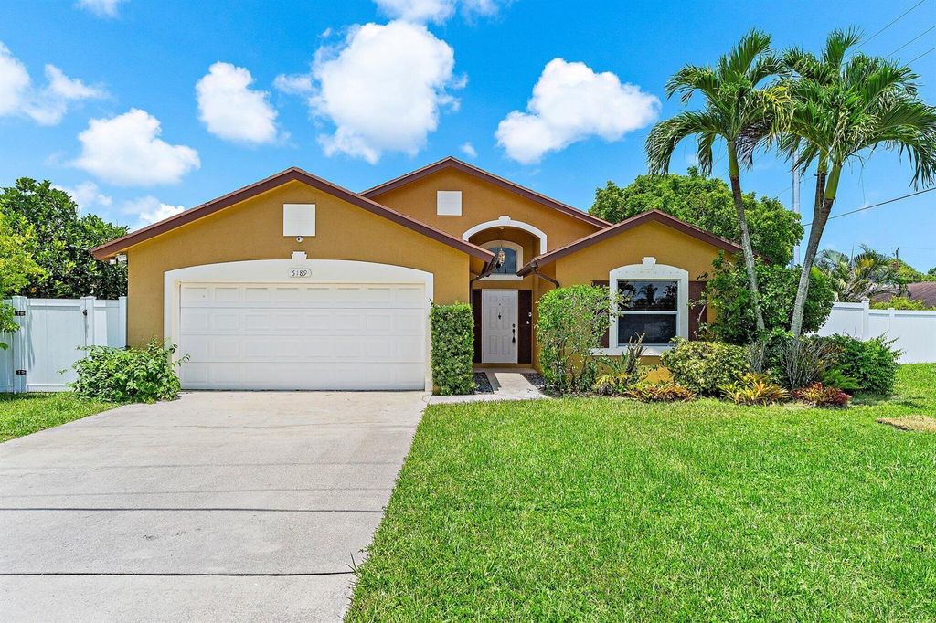 6189 Adams Street, Jupiter, FL 33458