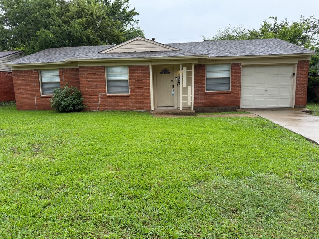 4311 Scottsdale Drive, Mesquite, TX 75150