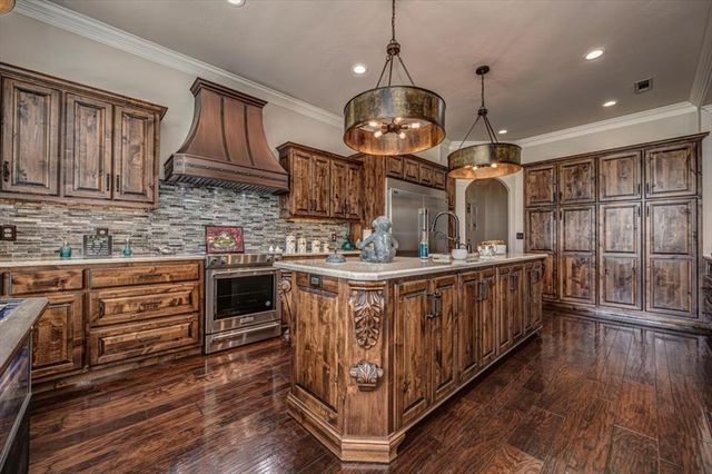 1213 Muirfield Drive, Shawnee, OK 74801