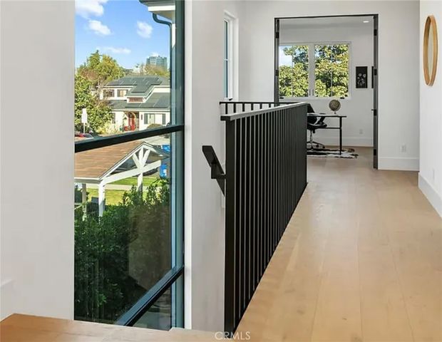 2371 Midvale, Los Angeles, CA 90064