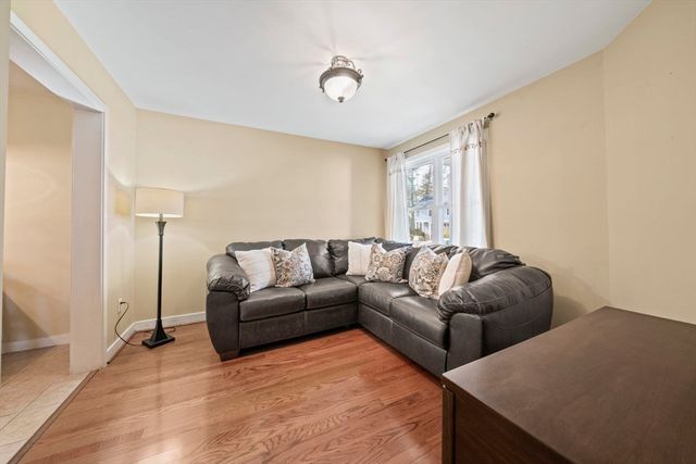 3 Blueberry Court 3, Rockland, MA 02370