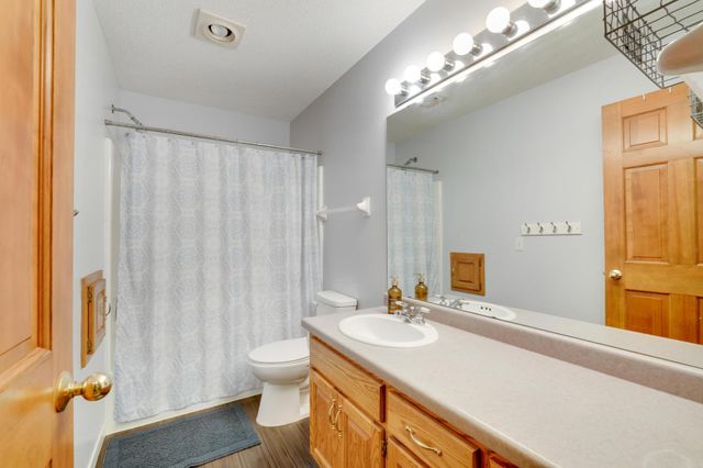 3757 Bayberry Lane, Eagan, MN 55123