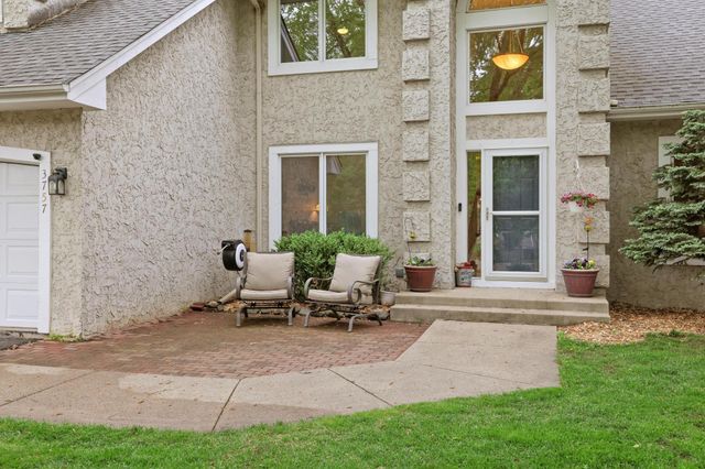 3757 Bayberry Lane, Eagan, MN 55123
