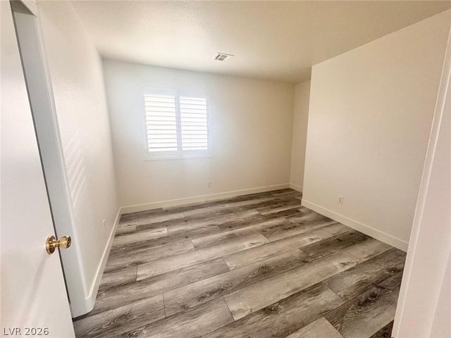 10335 Turret Peak Avenue, Las Vegas, NV 89135