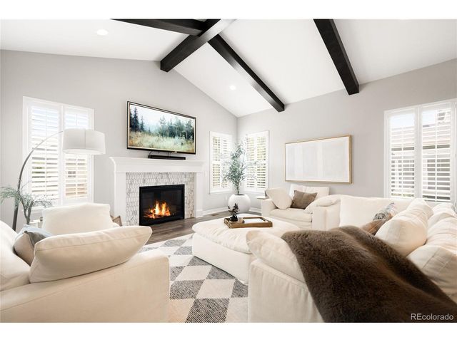 210 Horizon Ave, Erie, CO 80516