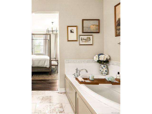 210 Horizon Ave, Erie, CO 80516