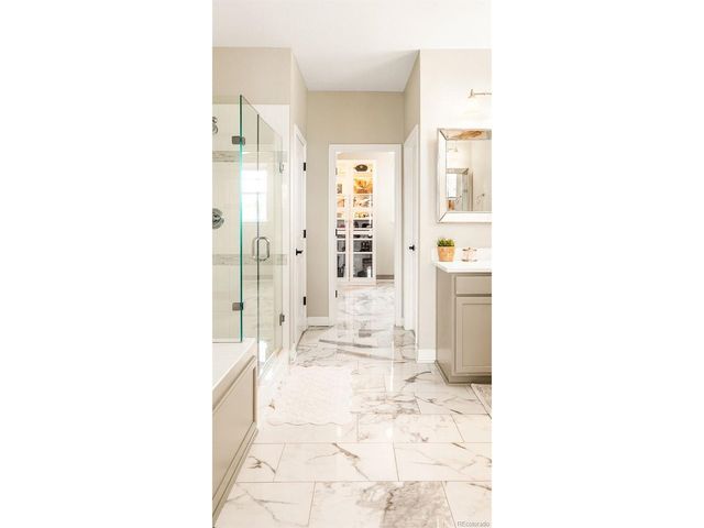 210 Horizon Ave, Erie, CO 80516