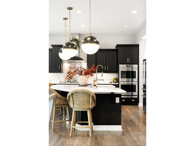 210 Horizon Ave, Erie, CO 80516