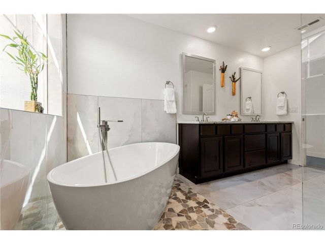 19615 W 94th Ave, Arvada, CO 80007