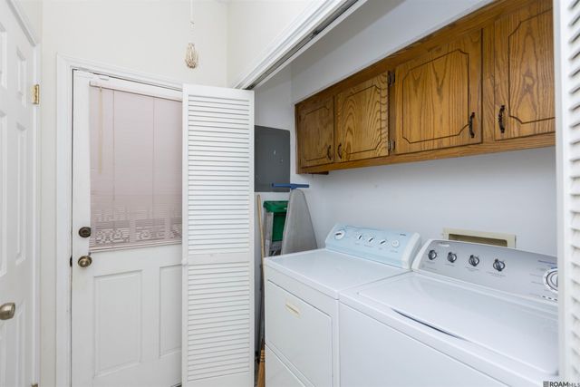 1927 W Magna Carta Dr, Baton Rouge, LA 70815