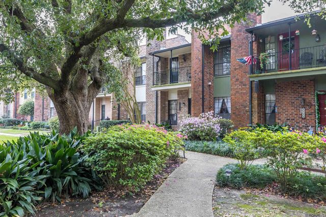 1927 W Magna Carta Dr, Baton Rouge, LA 70815